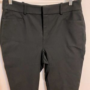 Bermuda shorts super fashionable